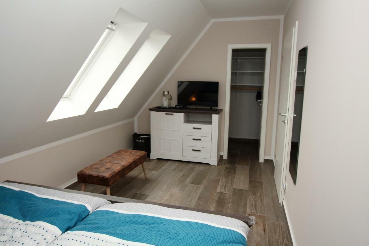 Familienfreundliches Ferienhaus In Kroepelin Exterior foto